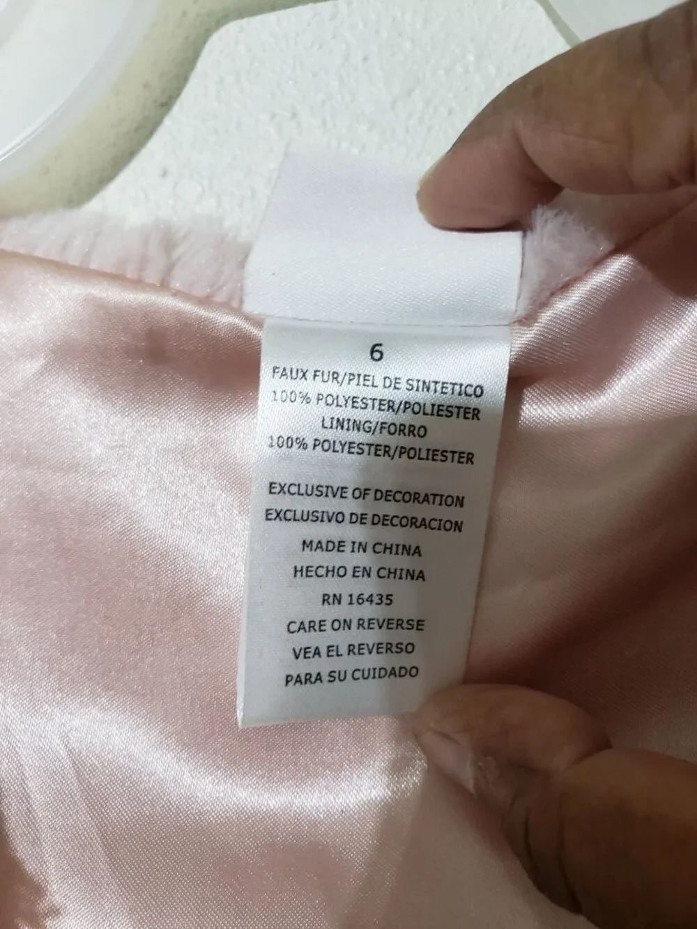 Nannette Kids girl's pink faux fur vest with flower, size 6